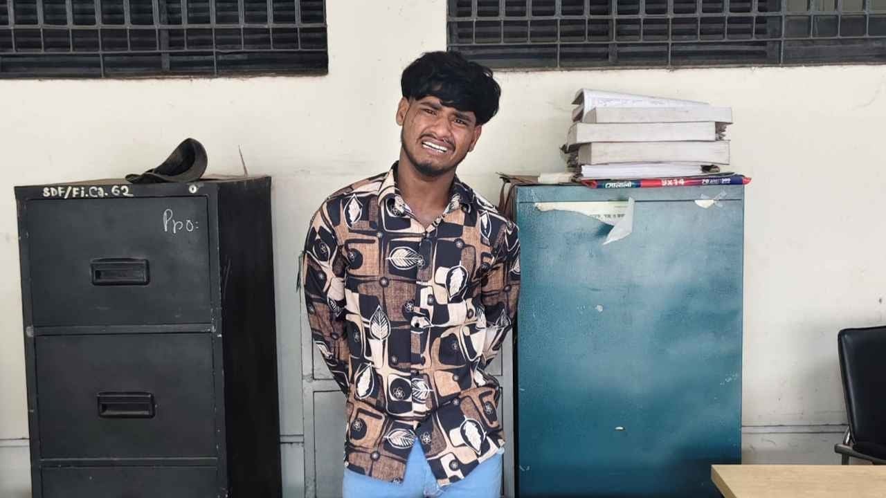 মোহাম্মদপুরের শীর্ষ ছিনতাইকারী শান্ত গ্রেপ্তার
