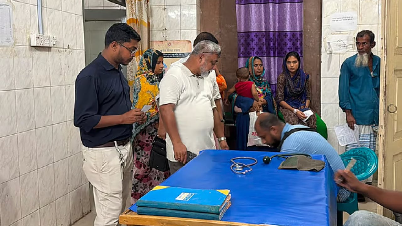শরীয়তপুরে ৩ সাংবাদিককে মারধর, অভিযোগ বিএনপি নেতার বিরুদ্ধে