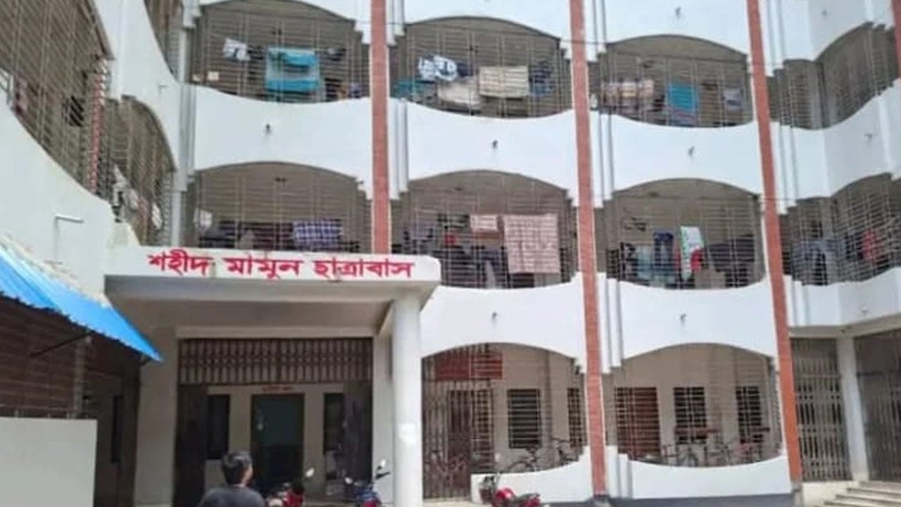 শহীদ মামুন হলে পানি ও বিদ্যুৎ সংকট, প্রশাসন নিরুপায়