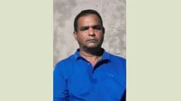 ‘ওই সাংবাদিক তোর বাড়ি কই’ বলে মারধর শ্রমিক দল নেতার