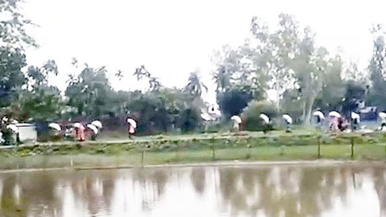কৃষকদের সার না দেওয়ার তথ্য পেয়েছে তদন্ত কমিটি